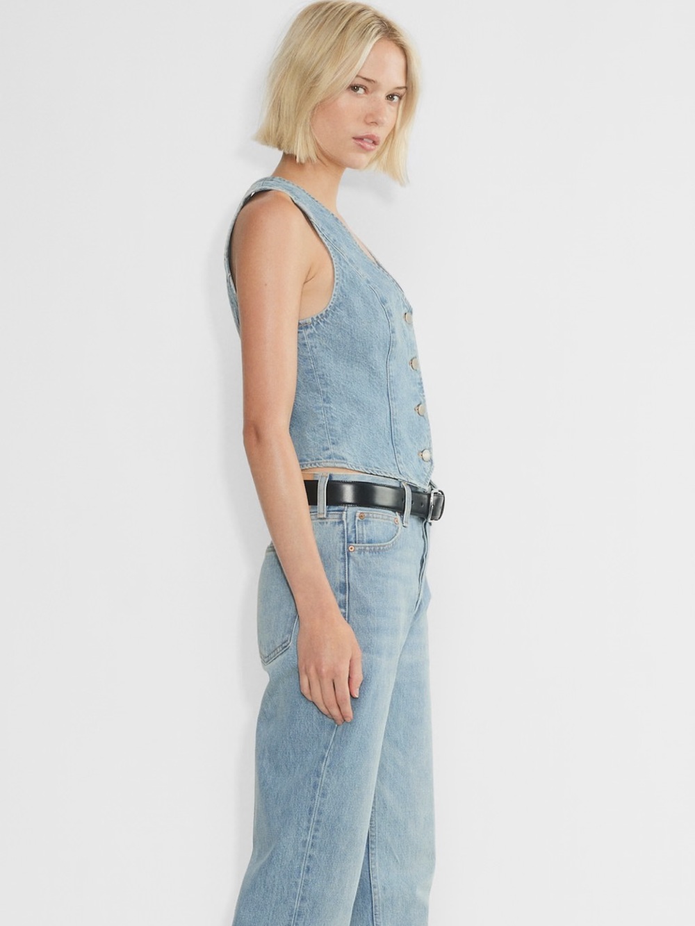 Aritzia - Denim Forum - The 90s Mia Denim Vest - Size Large - Picture 3 of 9